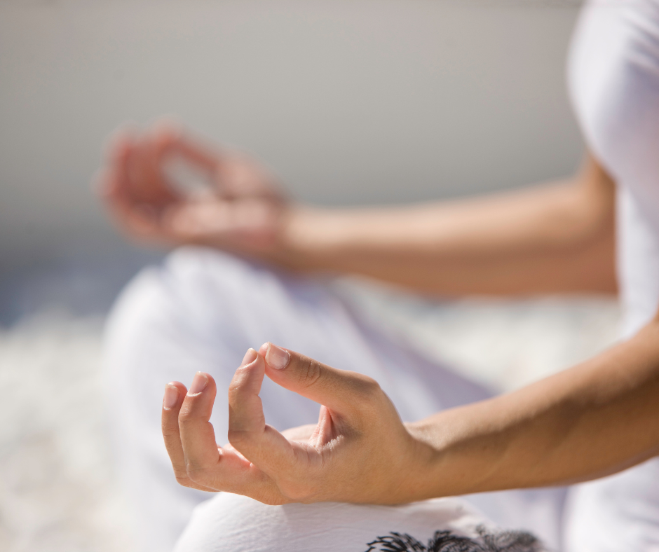 Najlepsze ćwiczenia jogi dla początkujących: jak zacząć swoją przygodę z jogą